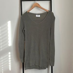 Old Navy Green Knit V Neck Long Sleeve Sweater